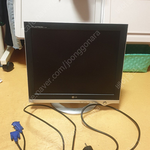 LG FLATRON L1720P 17인치 LCD 모니터 판매해요