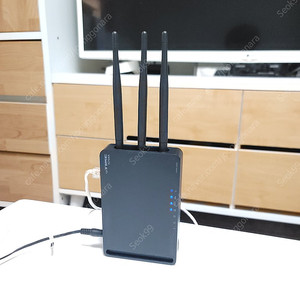 유무선 공유기 아이피타임 ipTIME N704A 판매합니다.