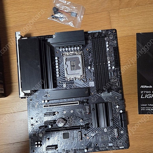 애즈락 z790 pg 라이트닝 팝니다