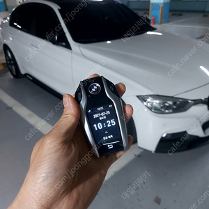 [판매] BMW 3시리즈 F바디 구형 클래식 자동차키를 최신 고급형 BMW 타입 LCD 액정 디스플레이키로 업그레이드 개조 스마트하고 편리한 기능 코딩으로 맞춤형 제작