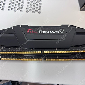 Ddr4 Gskill 램 16x2기가 팔아요