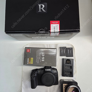 캐논 EOS R8