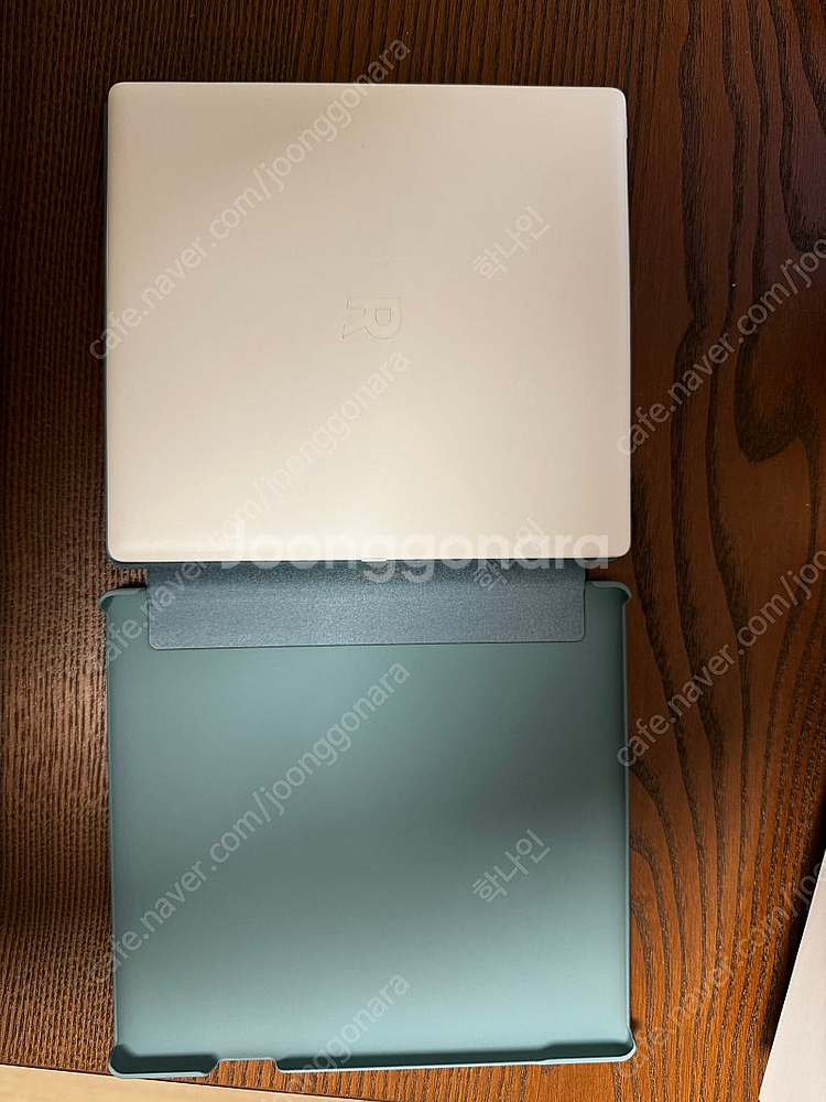 리디페이퍼4 화이트 판매합니다.--1