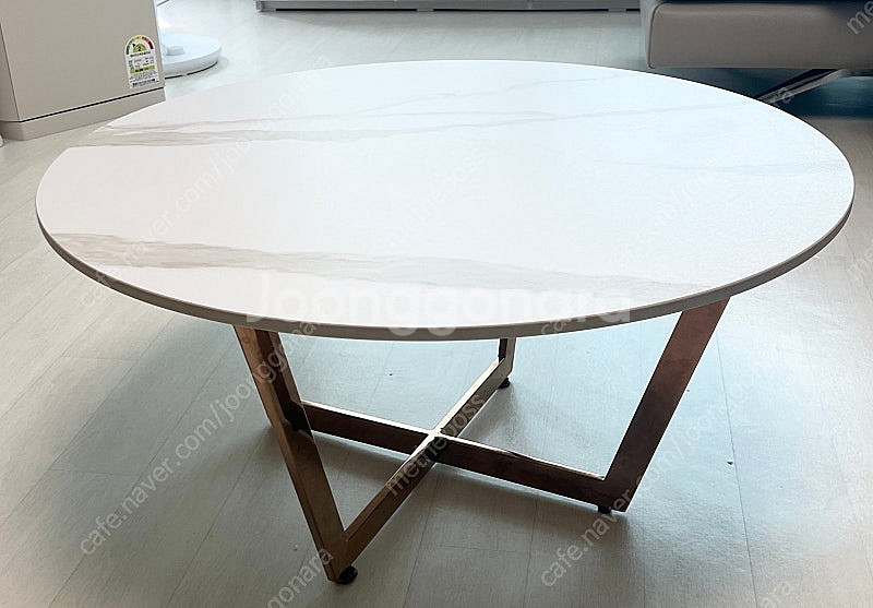 로즈골드 좌식 2인 원형 티 테이블 700 팔아요!!--0