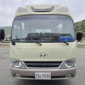 12년식 현대 e카운티 숏바디 25인승 차량 스틱(캠핑카 제작 가능 / 전액할부가능!)