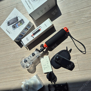 인스타360 X4 정품+인비저블케이스 정품(미사용) 풀박구성