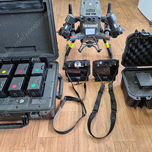M300RTK 산업용 드론 풀셋트 판매합니다.