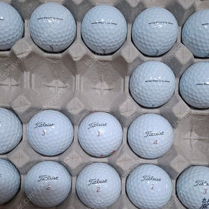 A+급 타이틀리스트 PROV1 V1X 로스트볼 골프공 21알 배송비무료 안전결제 가능합니다