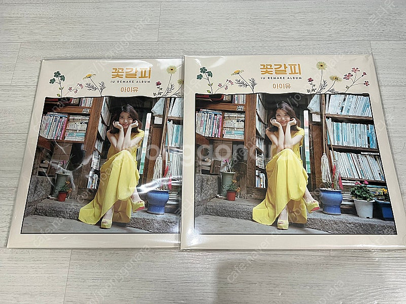 아이유 꽃갈피 LP 판매합니다--4
