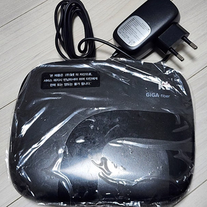 KT 모뎀 , TP-LINK , ipTIME A604MU 와이파이 유무선공유기 (각 5,000원)