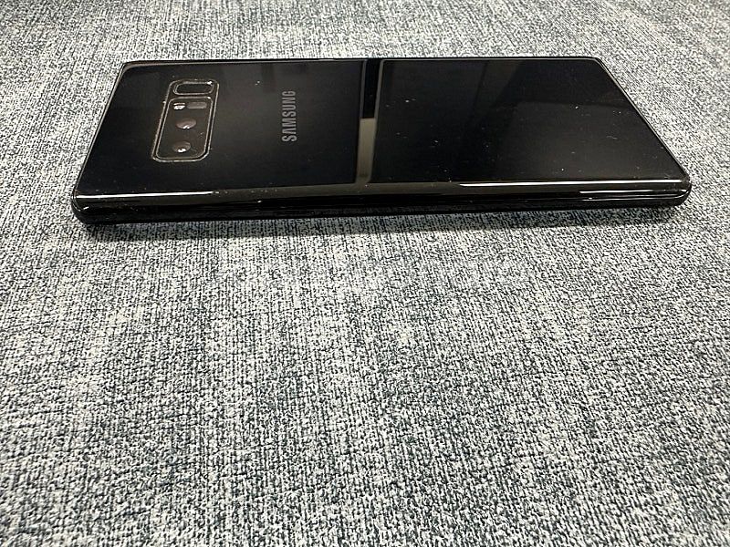 갤럭시노트8 64G 블랙 파손X 하단 미세 점 상태좋은...--7