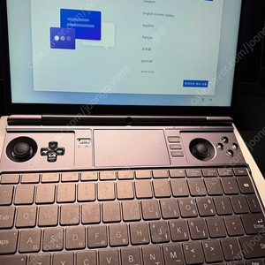 GPD win max 2 2024버전 32gb 2tb 팝니다
