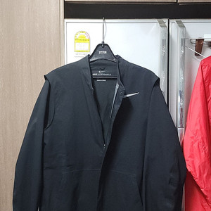 나이키 하이퍼쉴드 스윙자켓 100