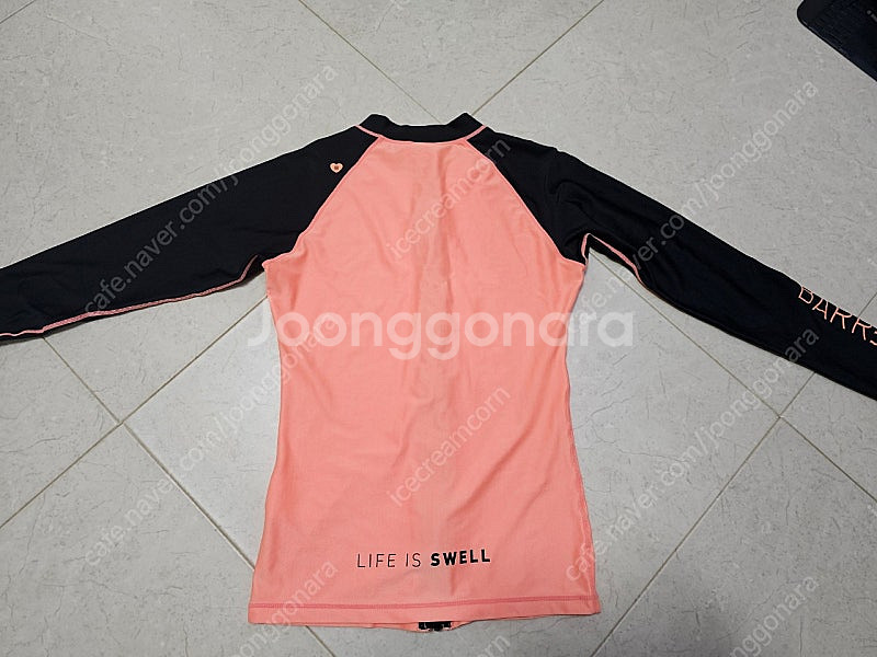 수영복 배럴 래쉬가드 상의 여성 44사이즈--1