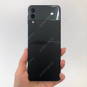 (양산중고폰) 83625 갤럭시Z플립3 (F711) 블랙 256GB 판매합니다. 21만원