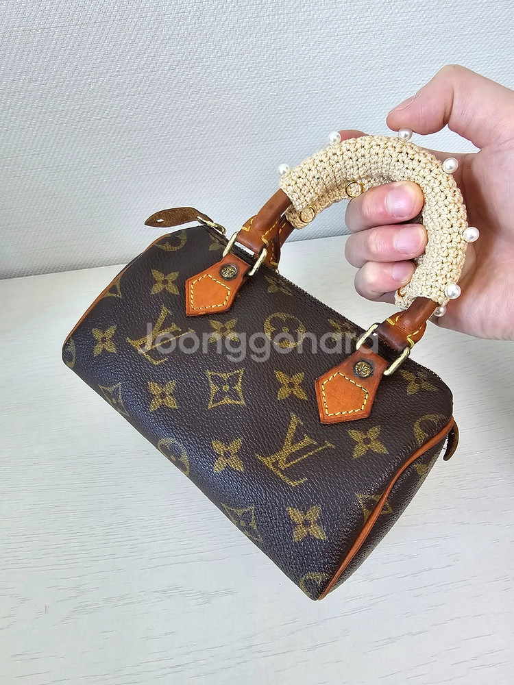 루이비통 미니삭 모노그램 판매합니다. 이번주만 급매--2