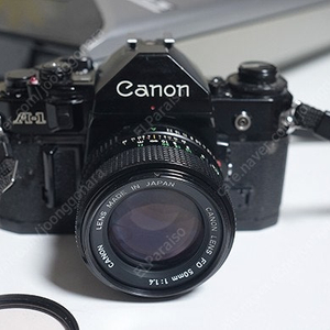 캐논 A-1 (신형 fd50mm 1:1.4)팝니다
