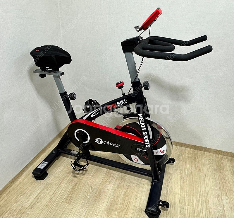 멜킨 실내자전거(스핀바이크) 18kg 판매합니다--0