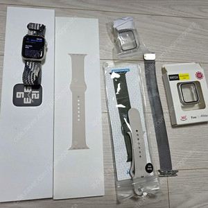 애플워치 se2 스타라이트 40mm gps + 케이스 & 스트랩 팝니다.
