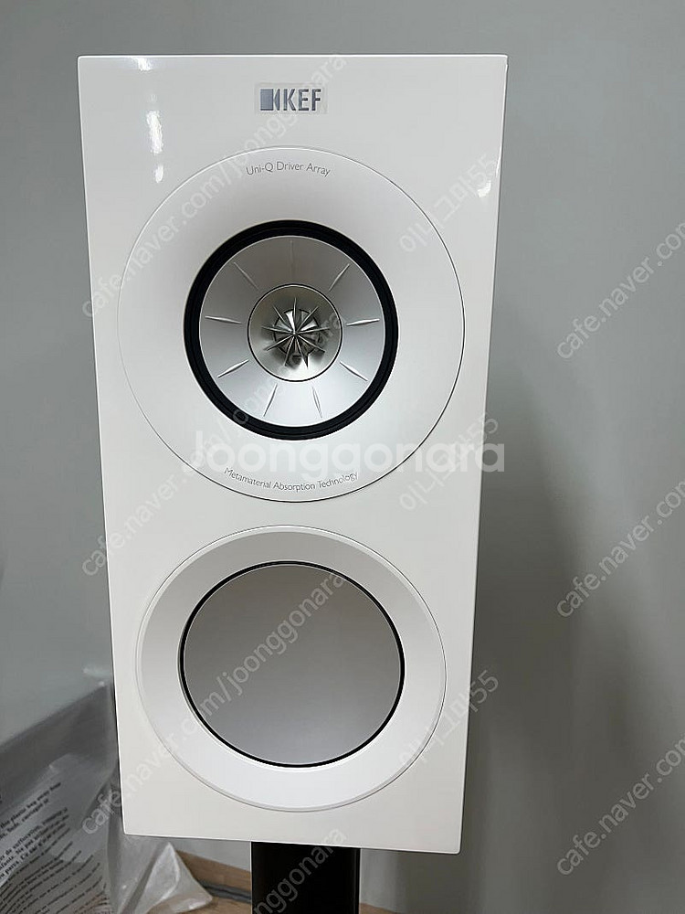 케프 kef r3 meta white 팝니다.--7