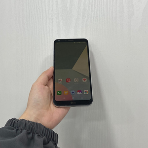 78181 Q6 32GB 화이트 부산 중고폰 팝니다 3만원
