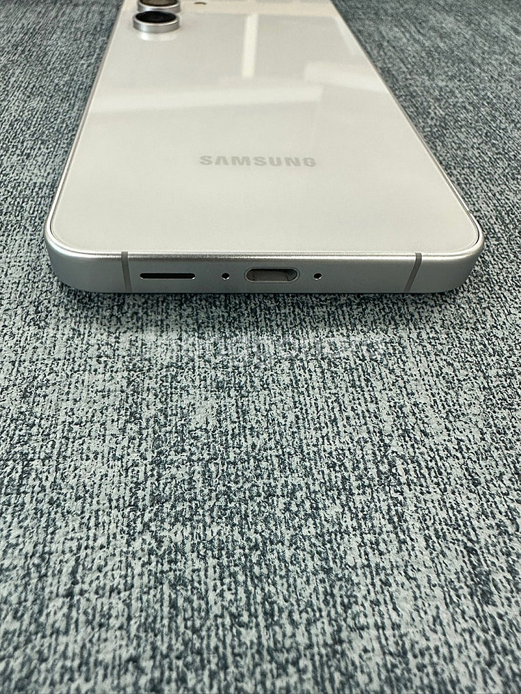 *신폰급 단말기* 갤럭시S24FE 256G 실버 24년...--7