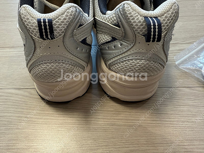 뉴발란스 530 스틸그레이 265 팝니다--2