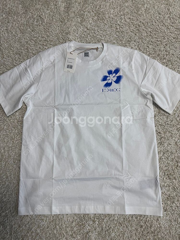 라파 반팔 티셔츠 새상품 판매합니다--1