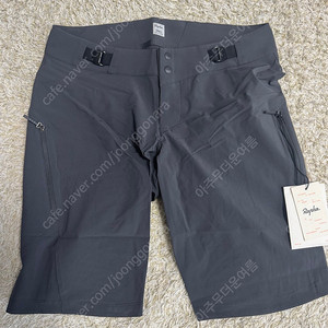 라파 트레일 쇼츠 새상품 판매합니다