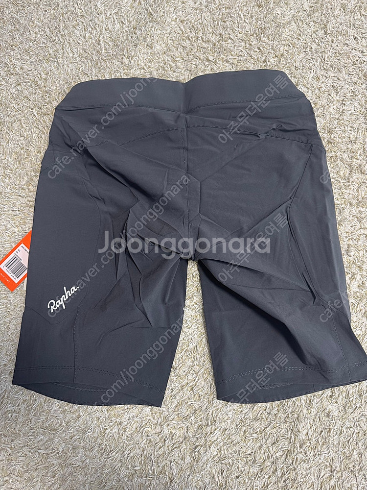 라파 트레일 쇼츠 새상품 판매합니다--2