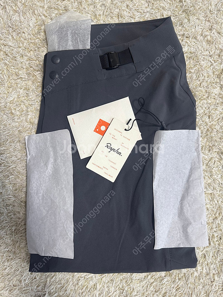 라파 트레일 쇼츠 새상품 판매합니다--4