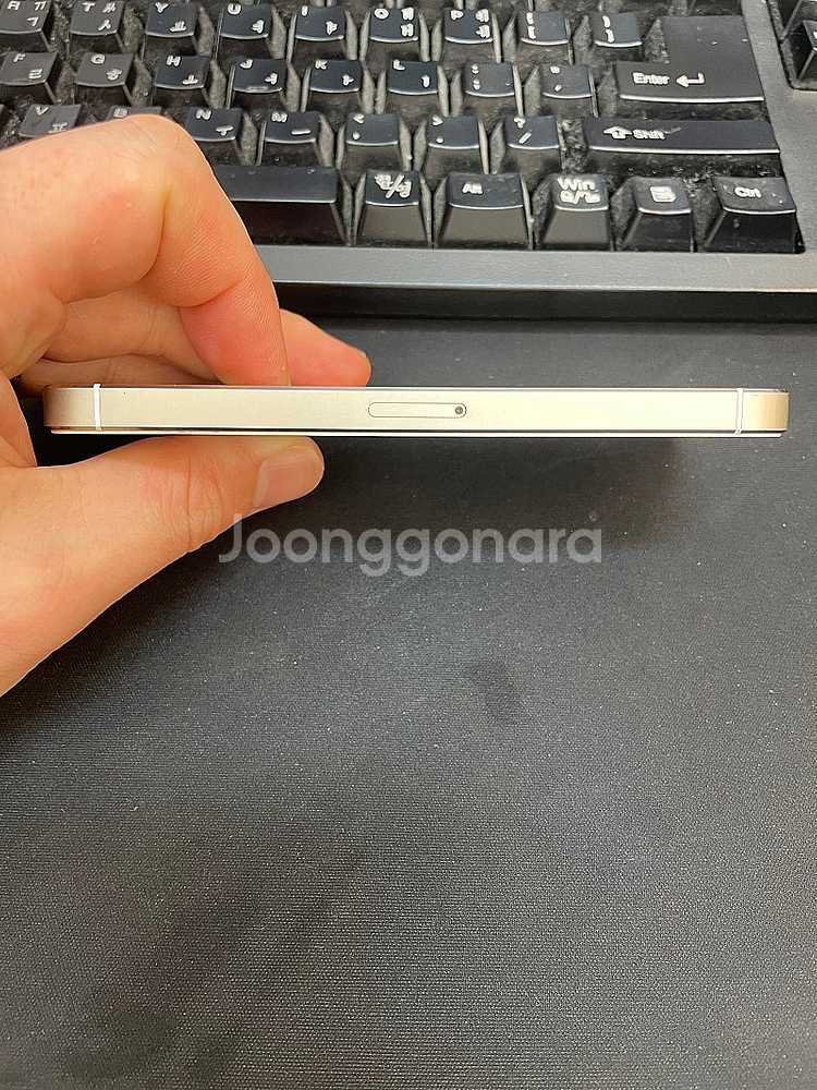 아이폰5S 골드 32GB 해외판 가성비좋은 중고6만팝니...--4