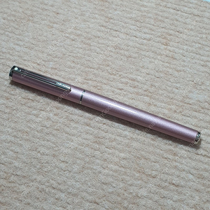Sheaffer(쉐퍼) Agio Frost Pink CT M Nib 만년필