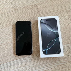 포항 아이폰16프로 256gb 애케플 화이트 티타늄 팝니다