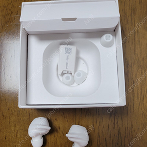 갤럭시 버즈 fe 풀박스(산지 한달 됨)