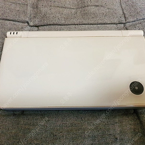 닌텐도 DSi LL 화이트 판매팝니다.
