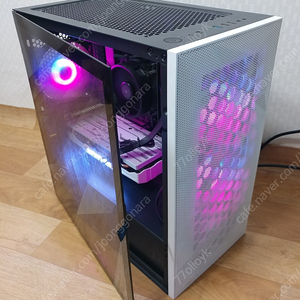 라이젠3500X gtx1660 램8 ssd250