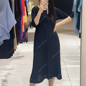 플리츠플리즈 멜로우 원피스 4월 블루블랙