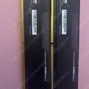 kelvv ddr4 3200 16gb x2 두장 입니다 방열판 있는거에요