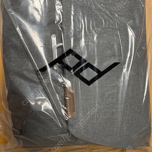 픽디자인(Peak Design) 애브리데이 메신저백 13L V2 Ash 새제품 판매합니다.