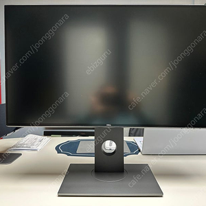 Dell UltraSharp U2718Q 팝니다.