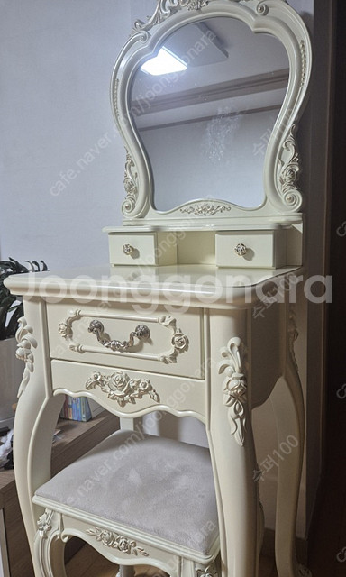 앤티크 소형 화장대 50 x 50 x 140--0