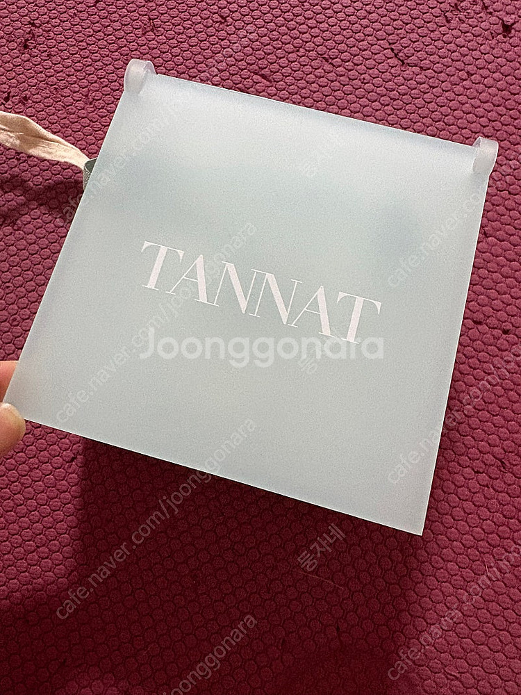 타낫 vip 기프트 목걸이 팝니다--4