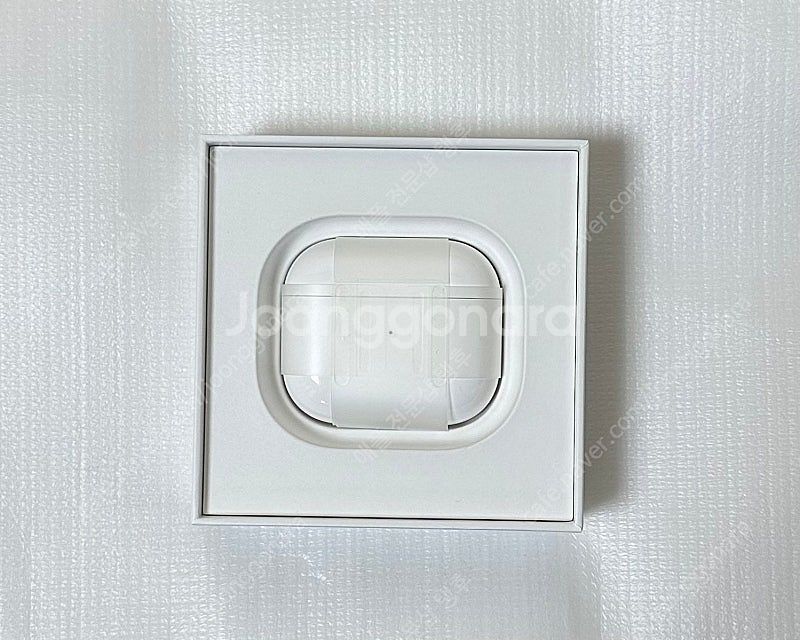 에어팟3 본체 케이스--0