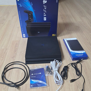PS4 Pro 1TB 판매합니다 +게임팩 5팩 일괄팝니다