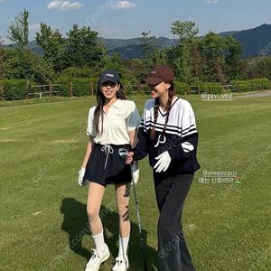피브비 베이스볼 니트 새상품 (타낫 르플레인 웨어웨더 모도마켓 온트마켓 더바넷 차정원 샵마그넷 스키니피그)