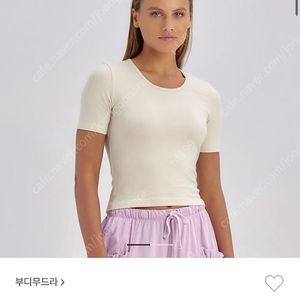 부디무드라 신타 숏슬리브
