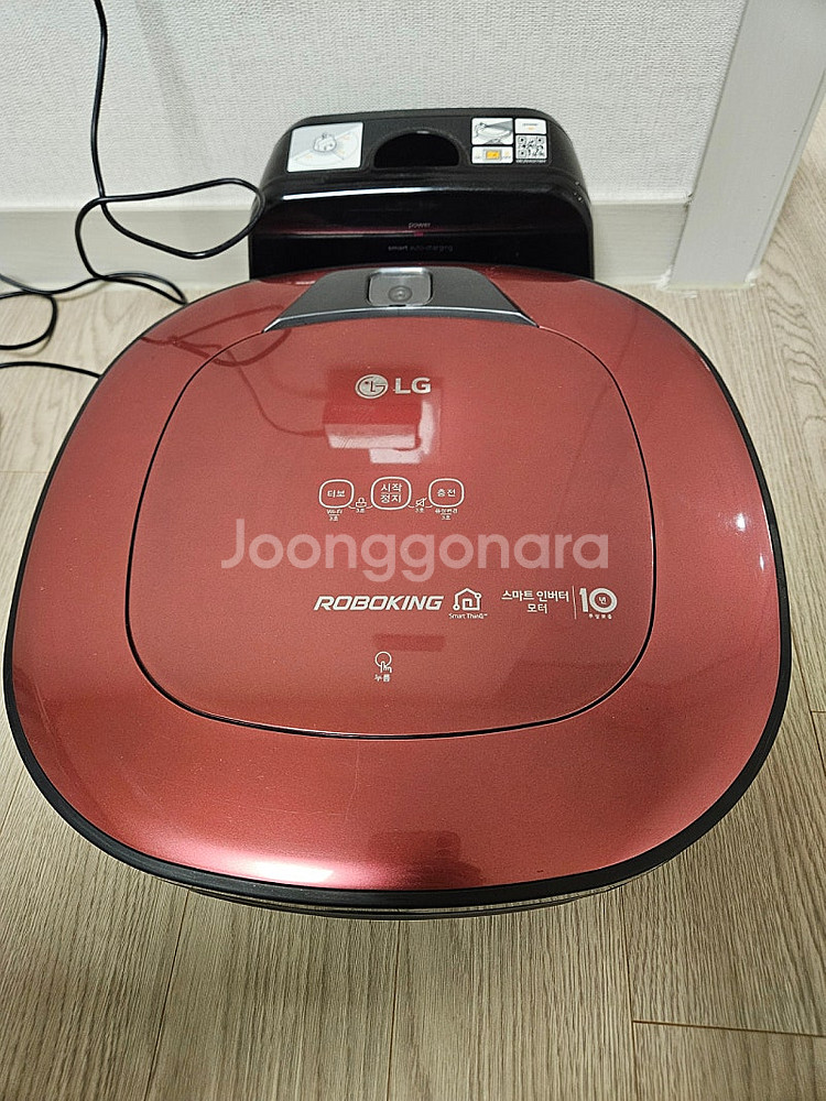 엘지 로보킹 로봇청소기 택배비포함 7만원에 팝니다--2