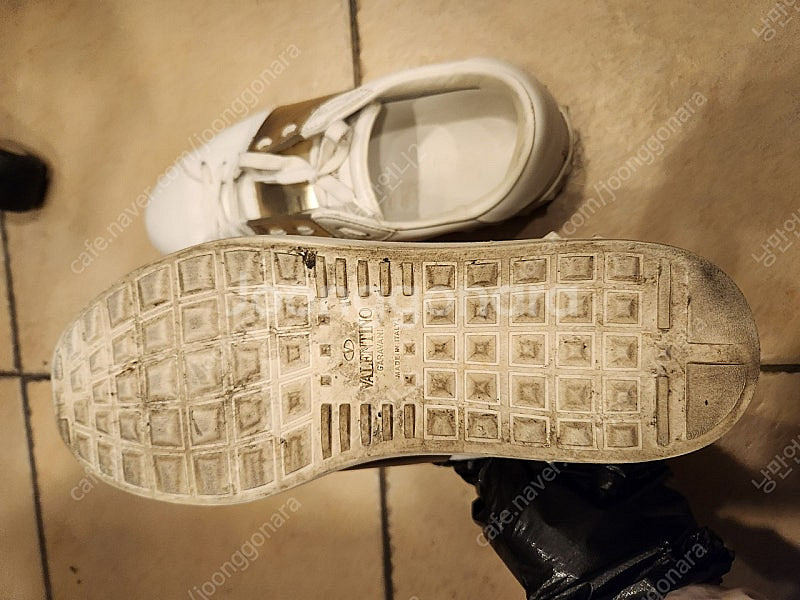 정품 발렌티노 히든 골드 스니커즈--5