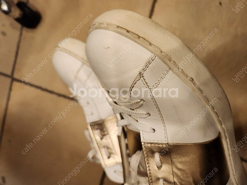 정품 발렌티노 히든 골드 스니커즈--6